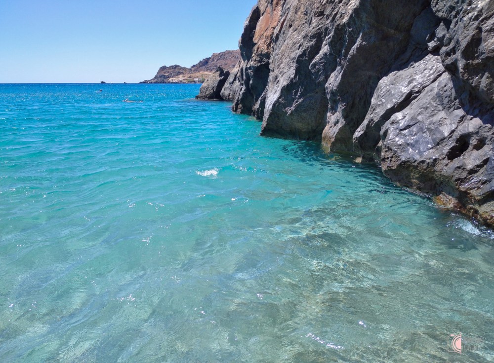 Πράσινα, πεντακάθαρα νερά