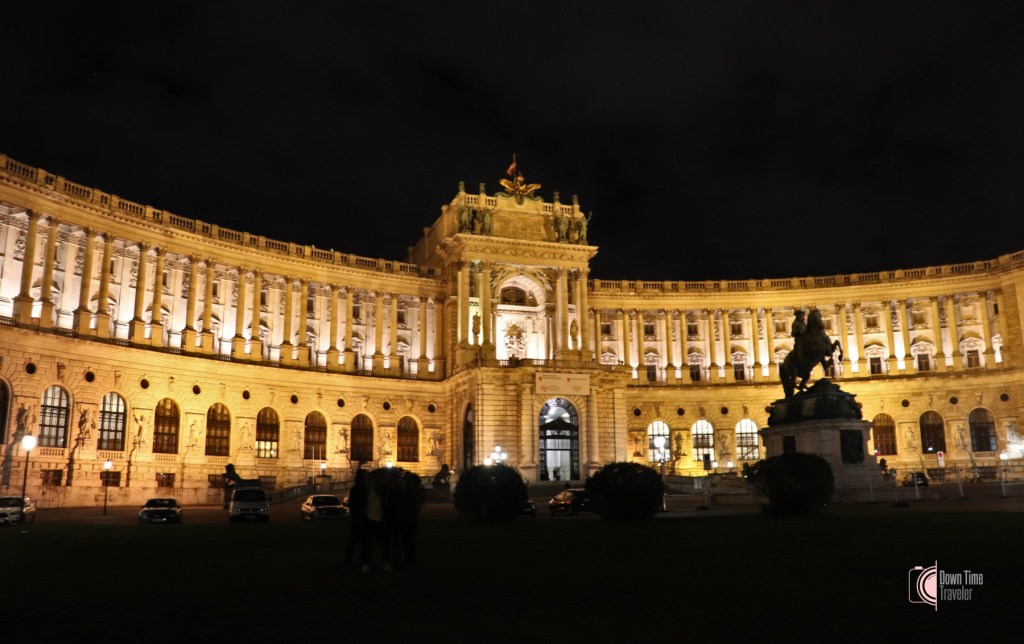 Österreichische Nationalbibliothek (Εθνική Βιβλιοθήκη της Αυστρίας)