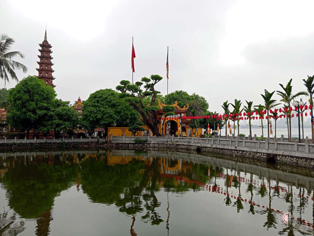 Tran Quoc pagoda - Λίμνη Tay Ho (Δυτική Λίμνη του Ανόι)