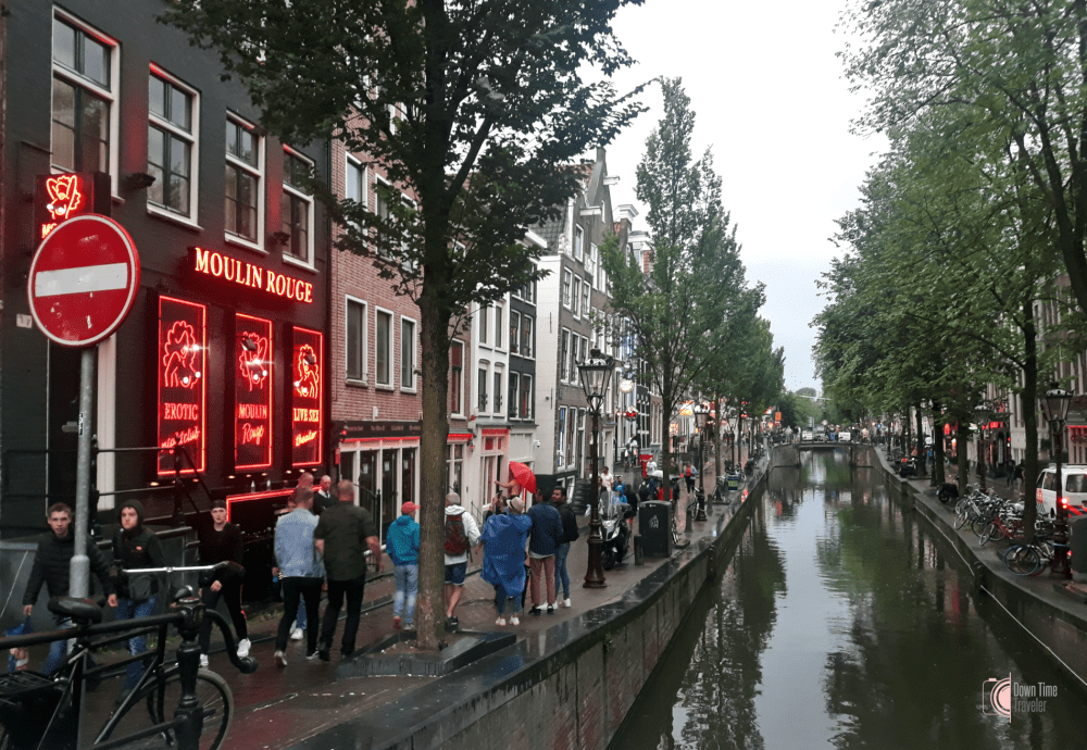 Κόκκινα φώτα - Red Lights